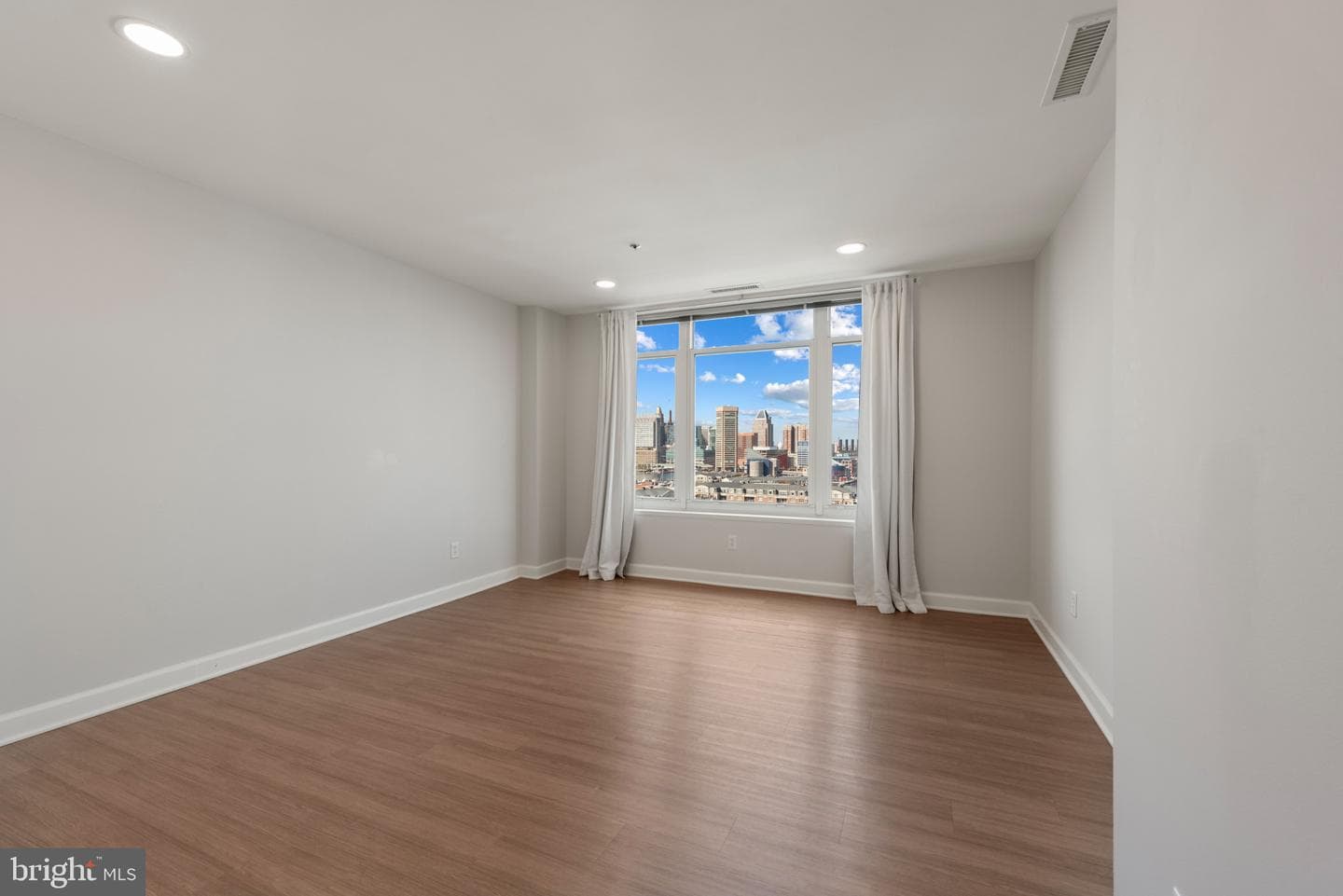 100 Harborview Drive #1209 photo 40