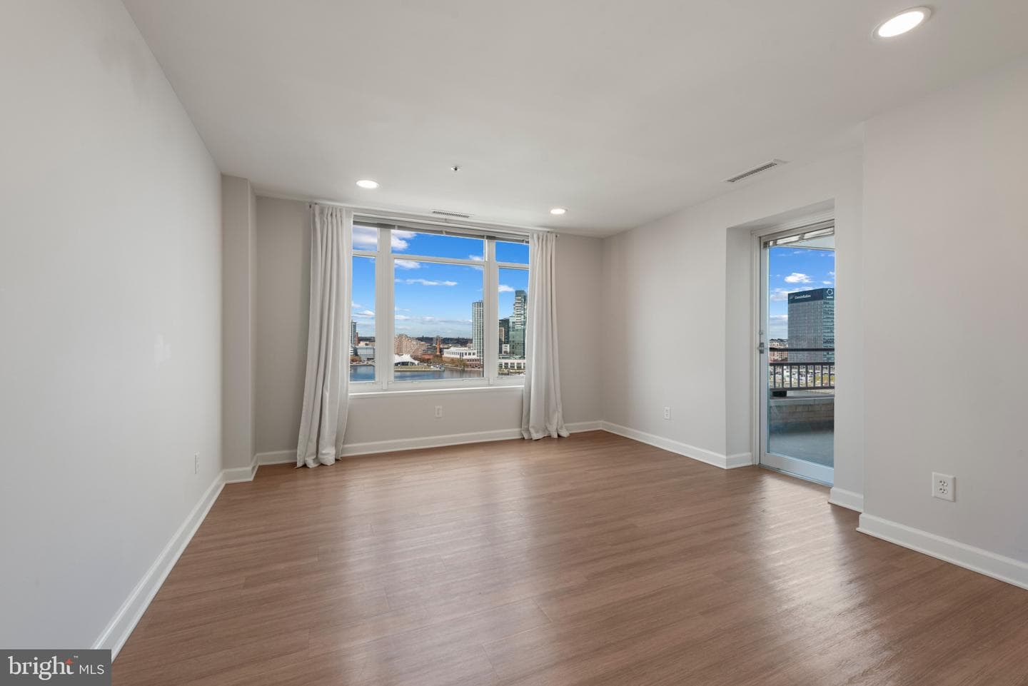 100 Harborview Drive #1209 photo 41