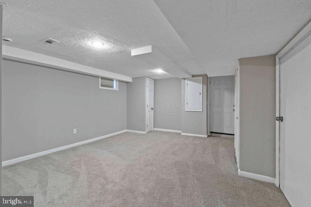 6307 Fairdel Avenue photo 25