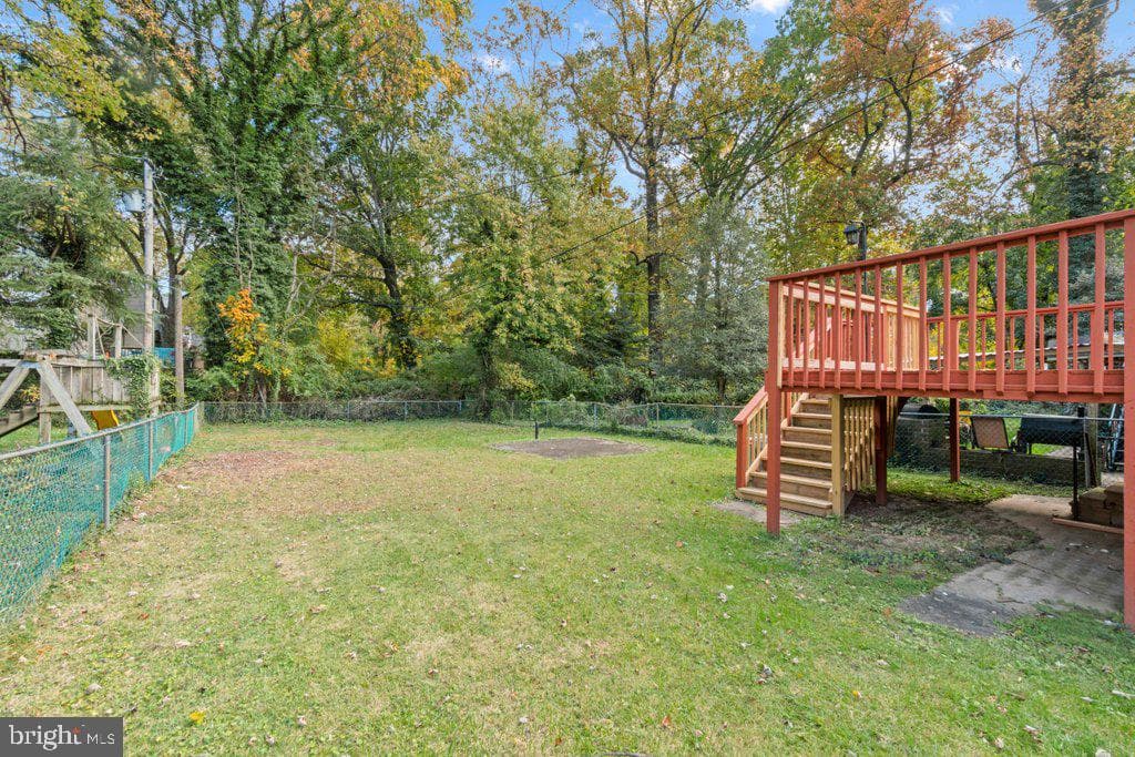 6307 Fairdel Avenue photo 32