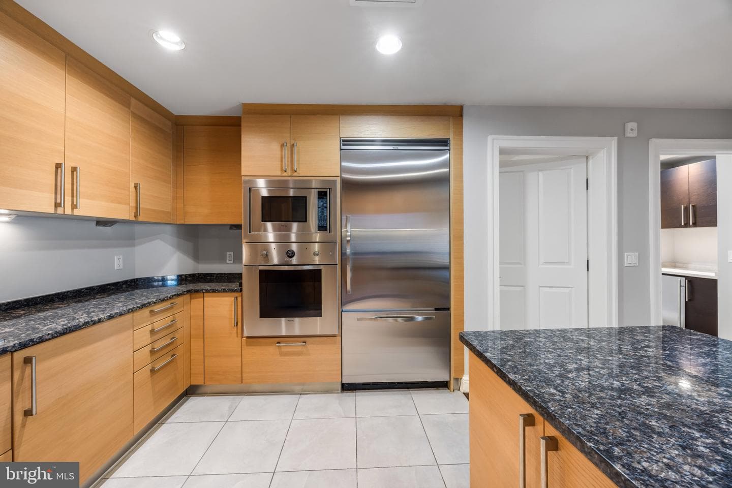 801 Key Highway #323 photo 15