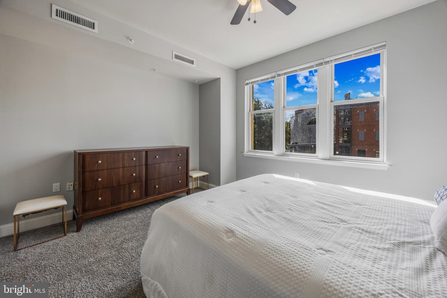 801 Key Highway #323 photo 37