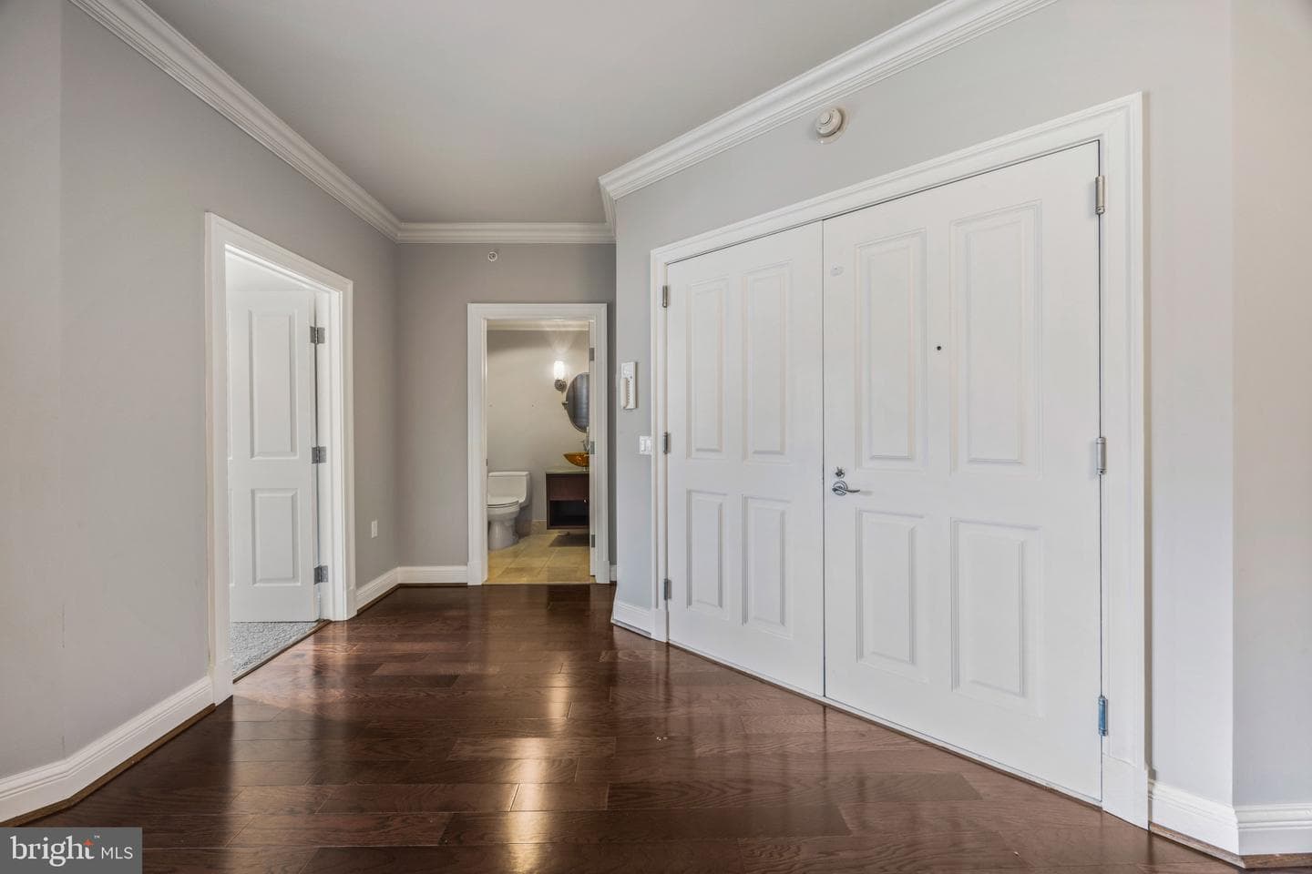 801 Key Highway #323 photo 4