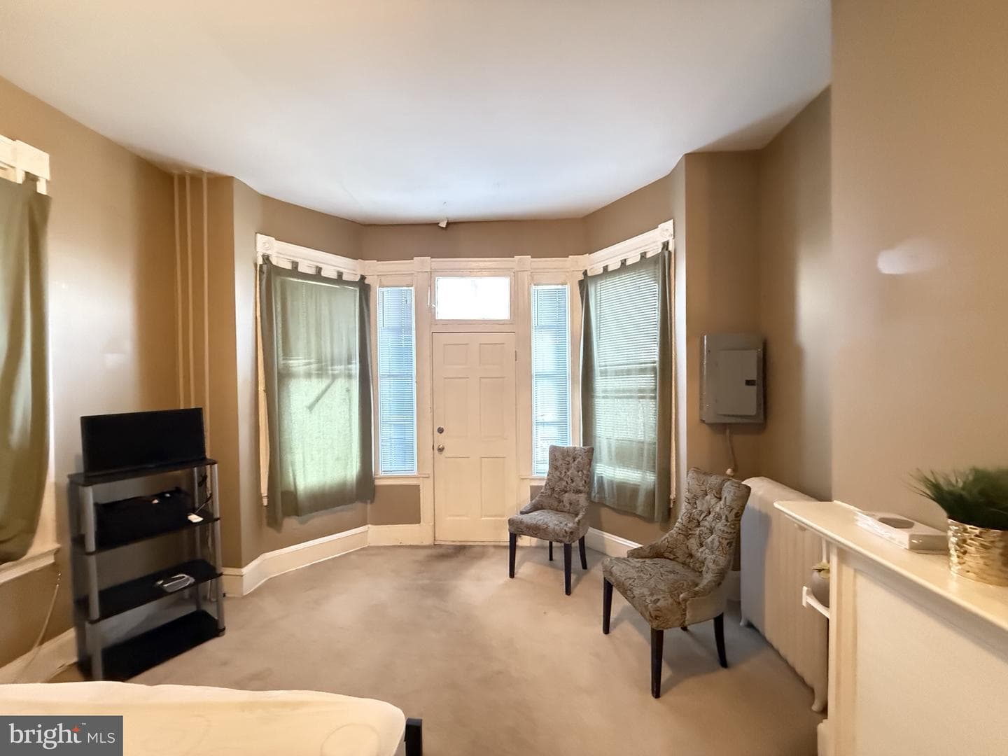 1704 Saint Paul Street photo 27