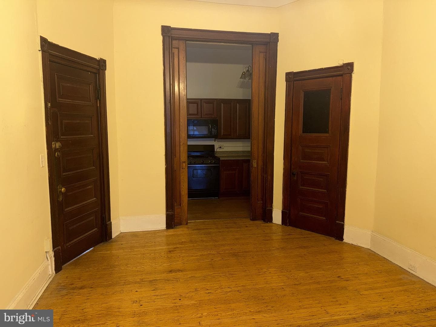 1704 Saint Paul Street photo 8