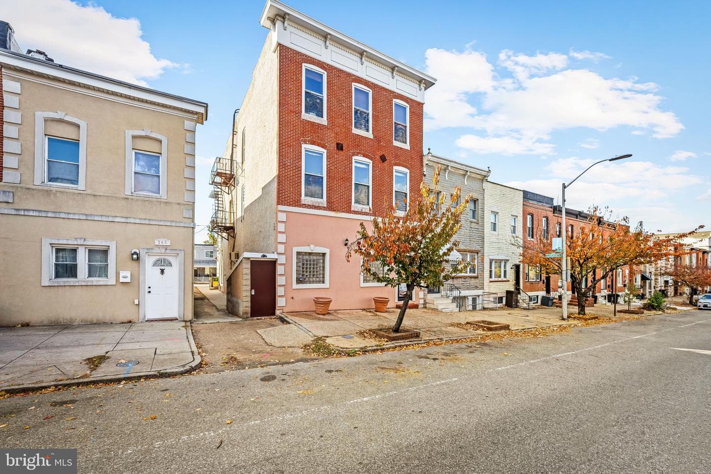 244 S Highland Avenue photo 3