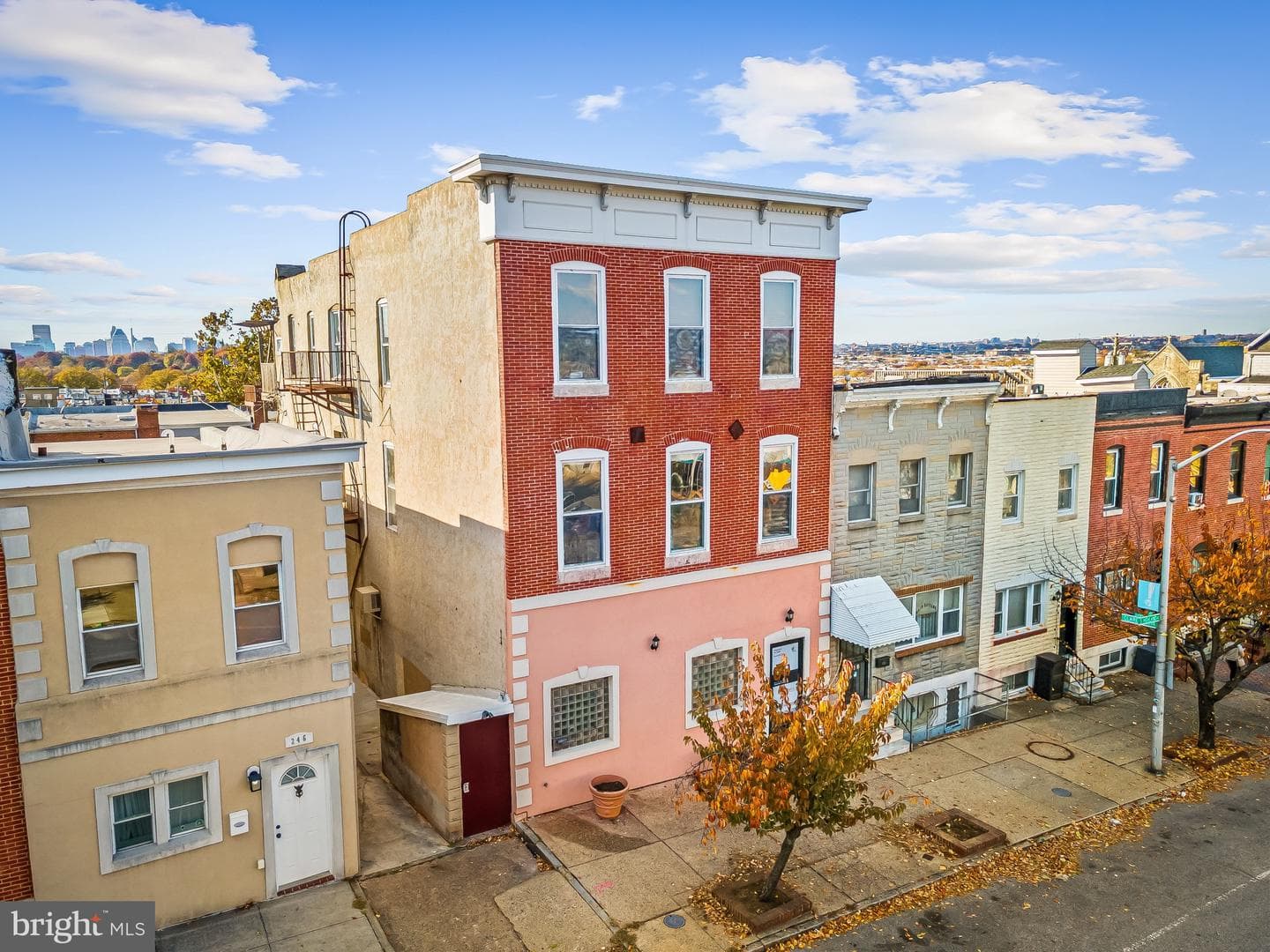 244 S Highland Avenue photo 37