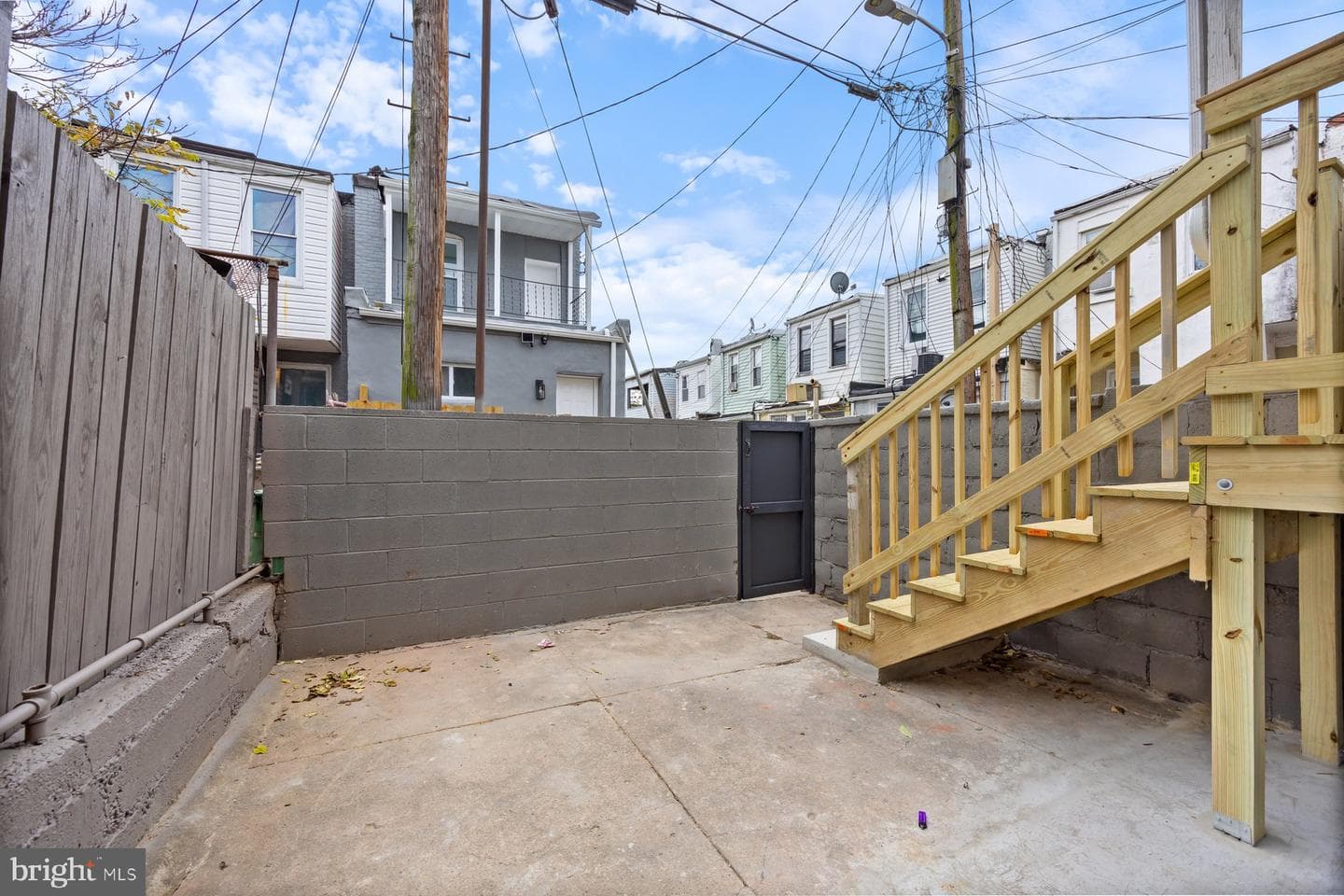 601 N Decker Avenue photo 15