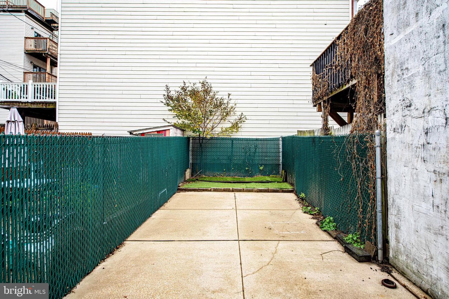 1007 S Highland Avenue photo 26