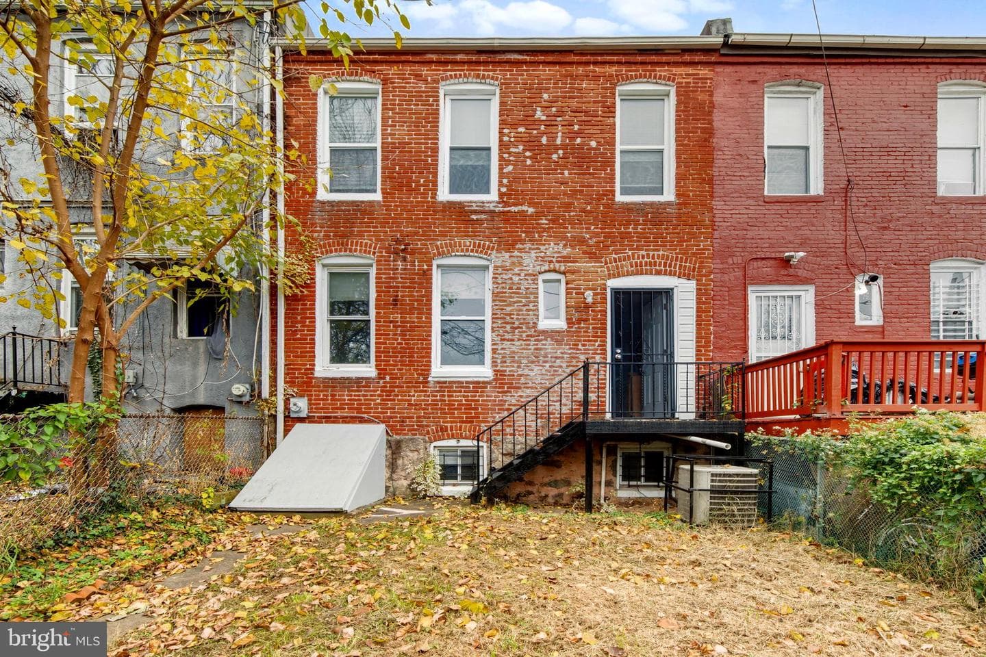 1209 Dukeland Street photo 17