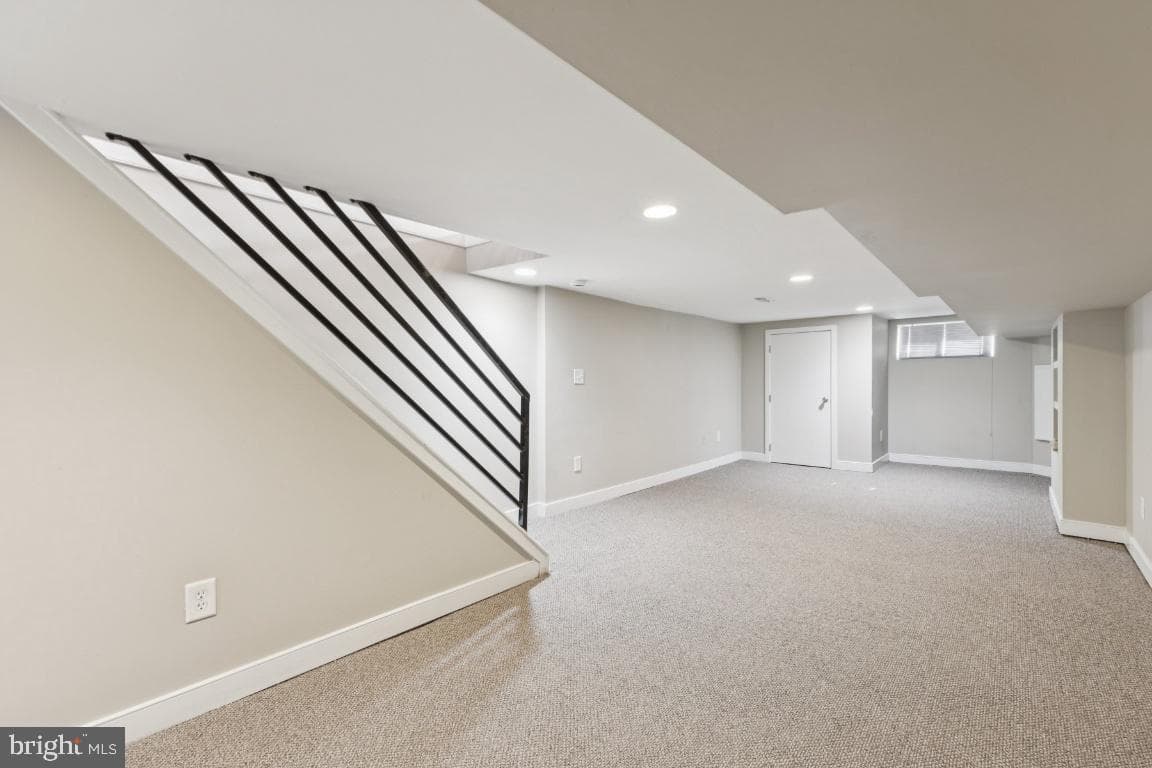 3322 Fleet Street photo 11
