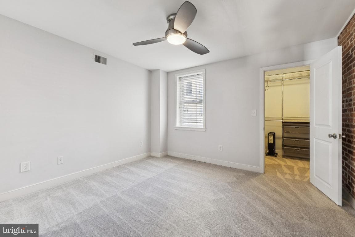 3322 Fleet Street photo 15