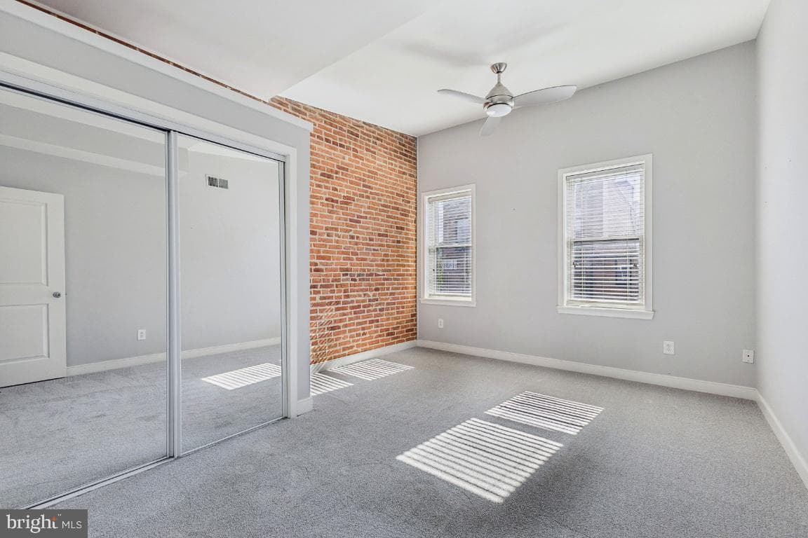 3322 Fleet Street photo 18
