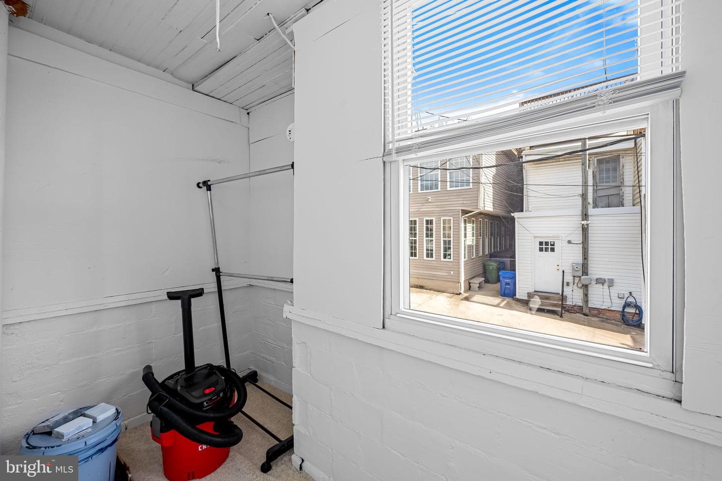417 S Madeira Street photo 28