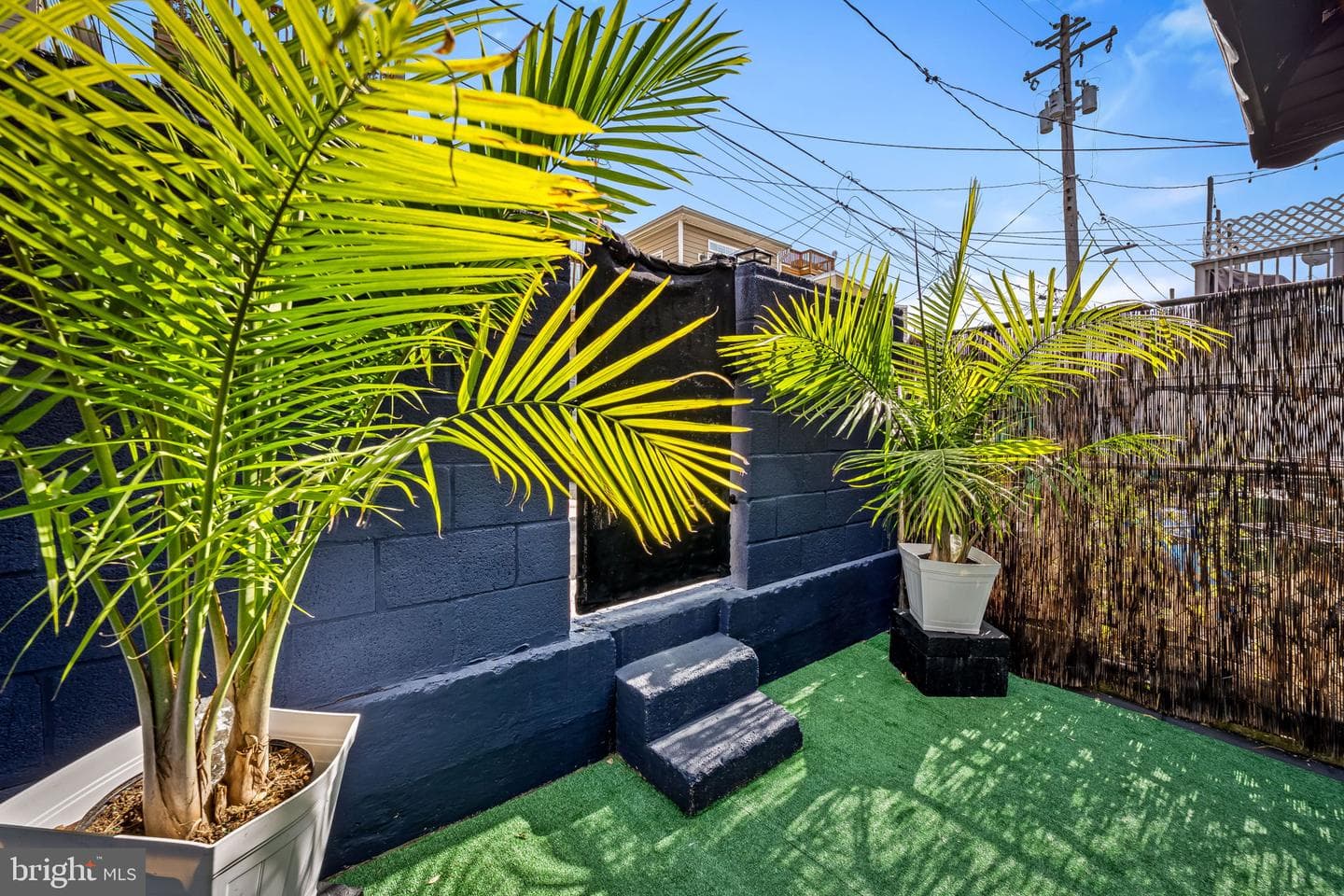 417 S Madeira Street photo 33