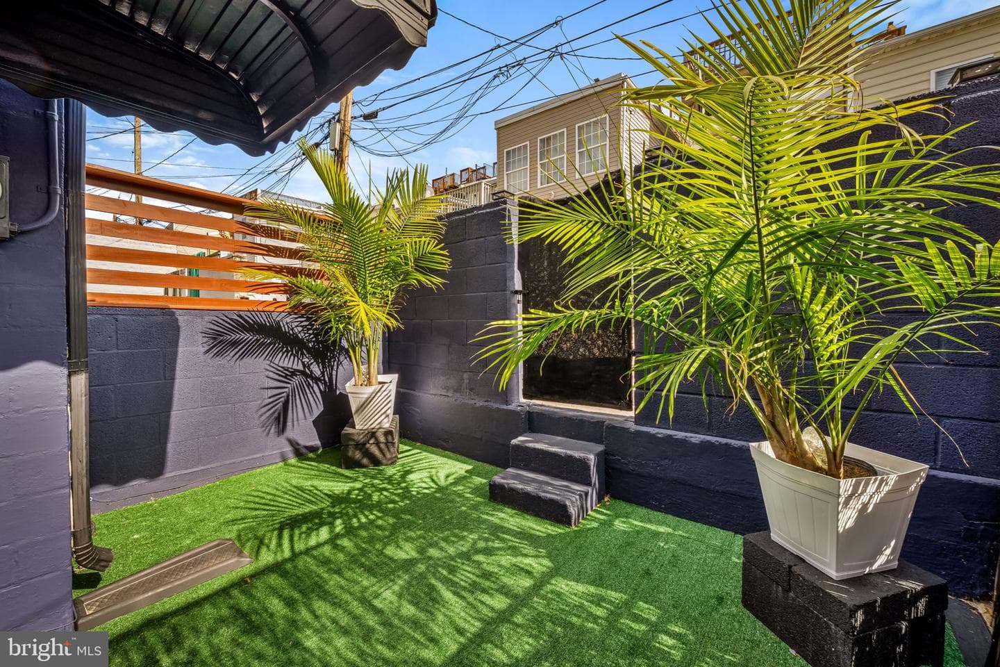 417 S Madeira Street photo 4