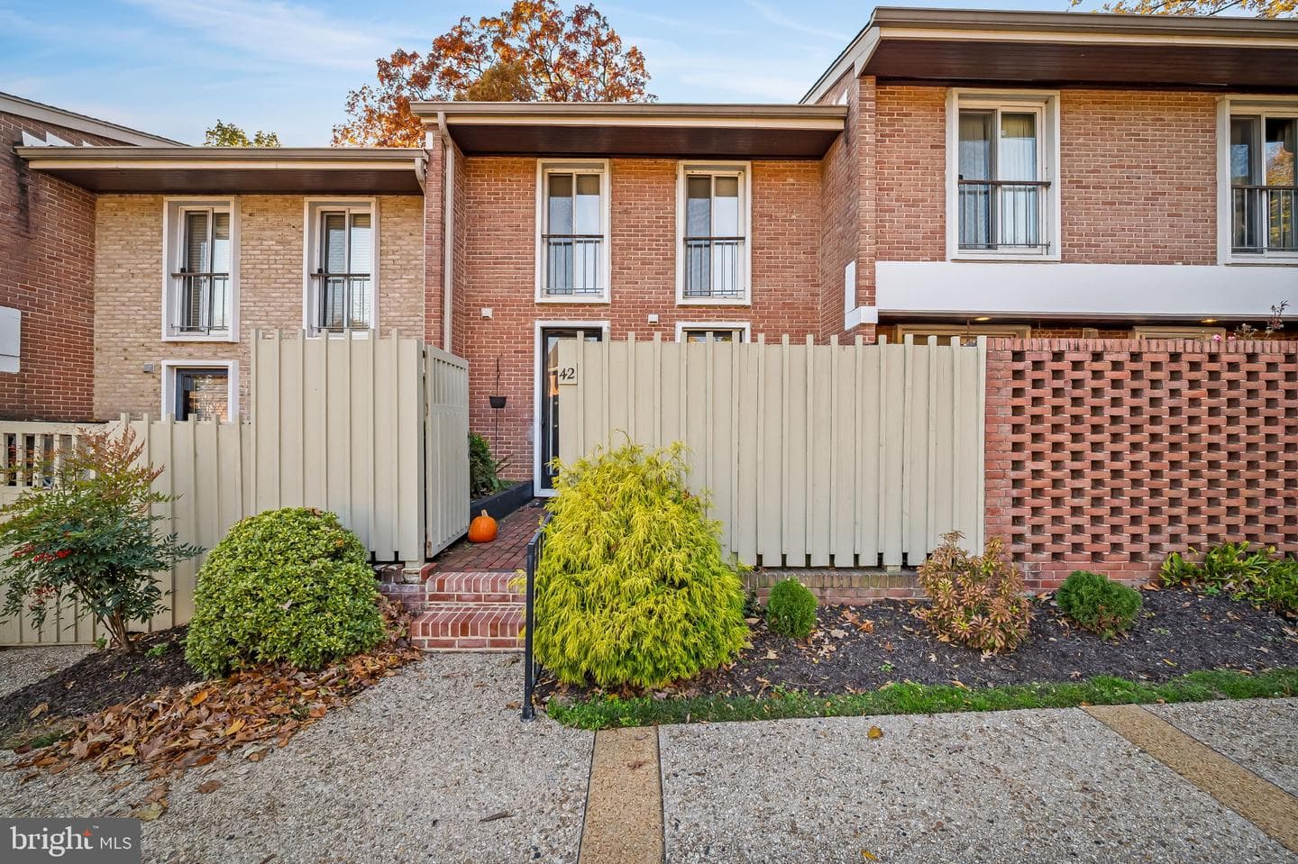 42 Bouton Green Court photo 1