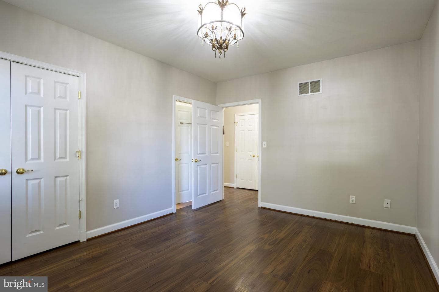 3306 Labyrinth Road photo 23