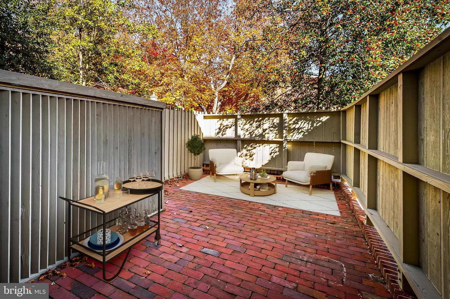 20 Palmer Green Court photo 3