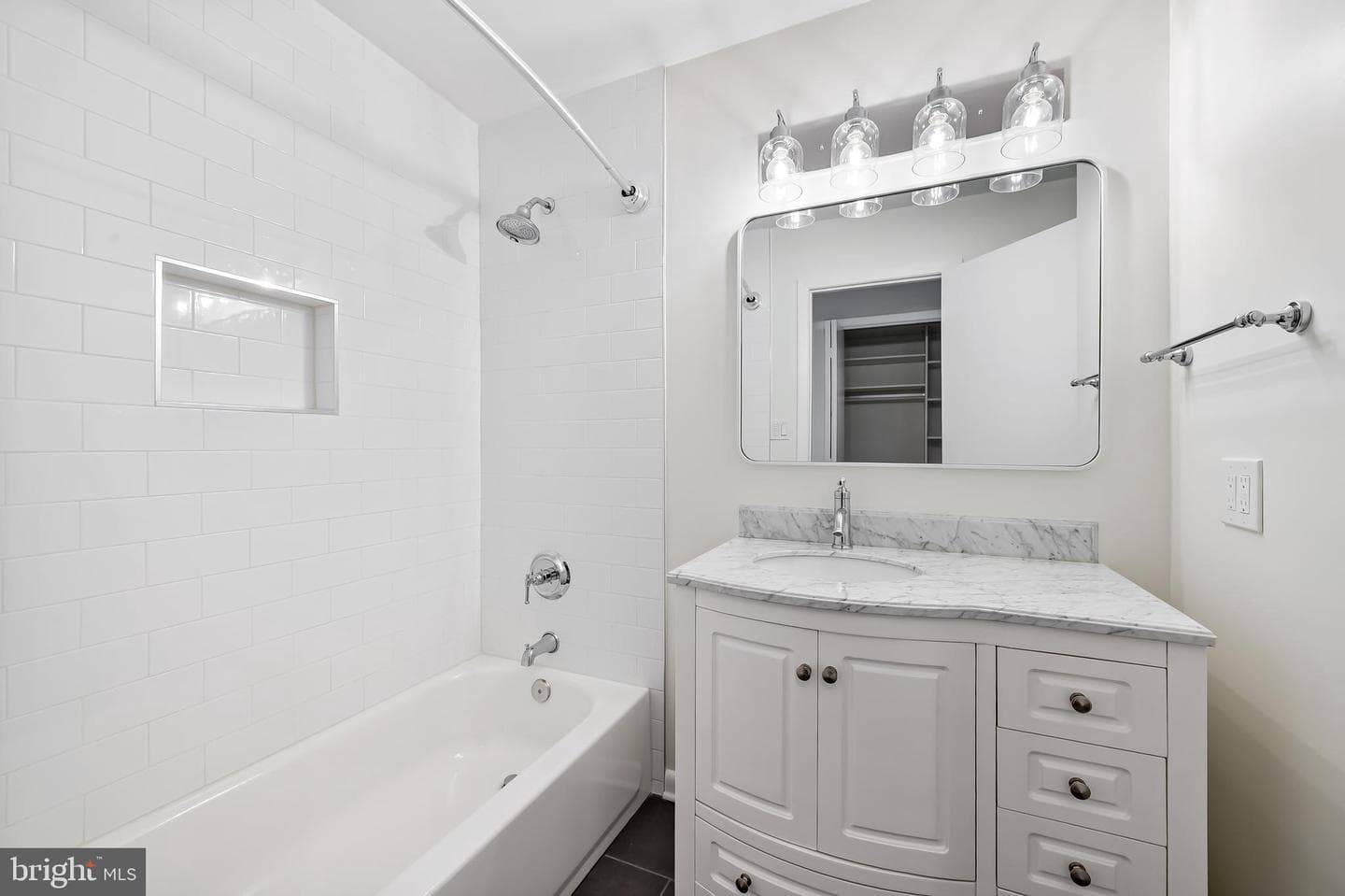 20 Palmer Green Court photo 35