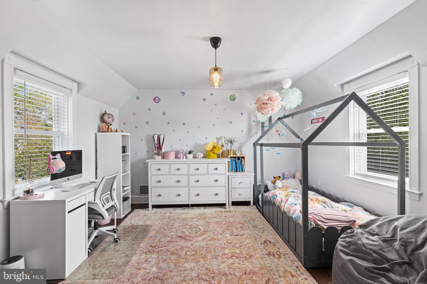 4500 Eastway photo 29