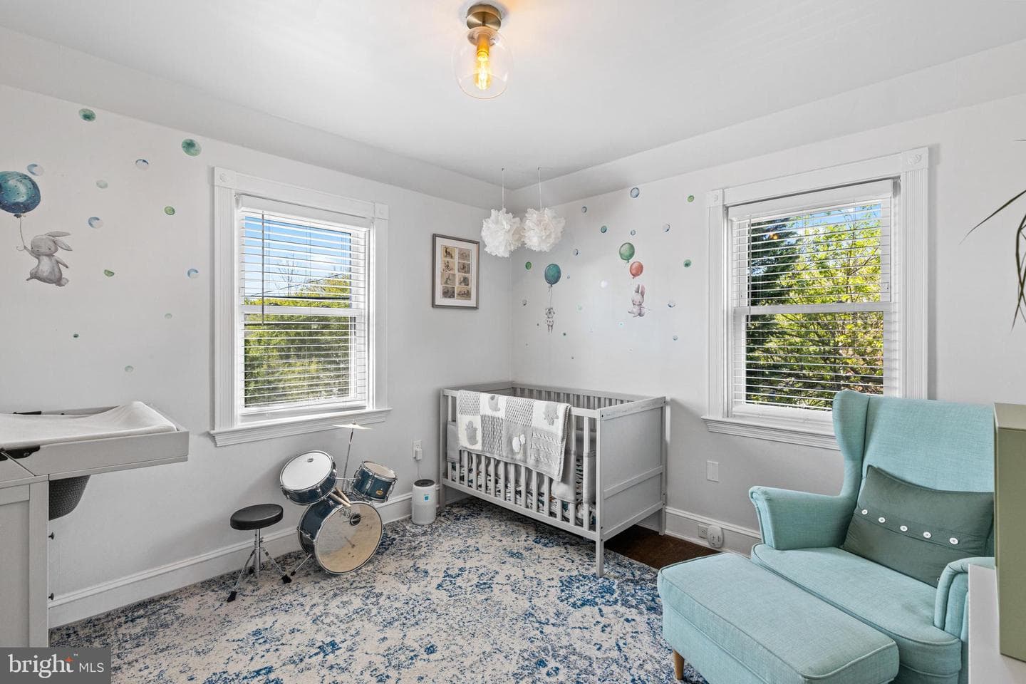 4500 Eastway photo 33