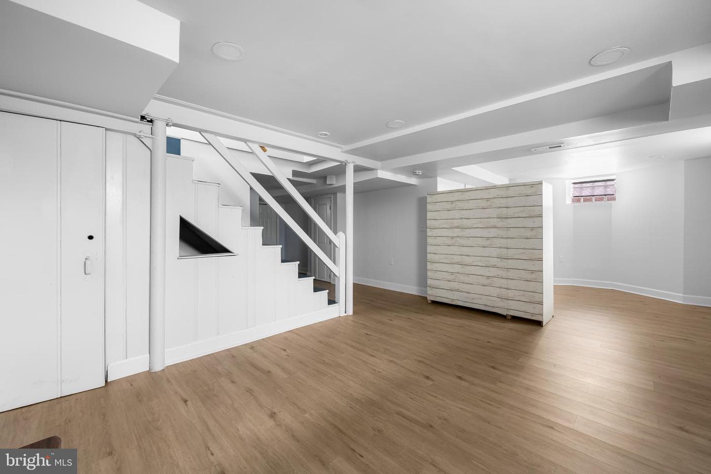 4500 Eastway photo 43