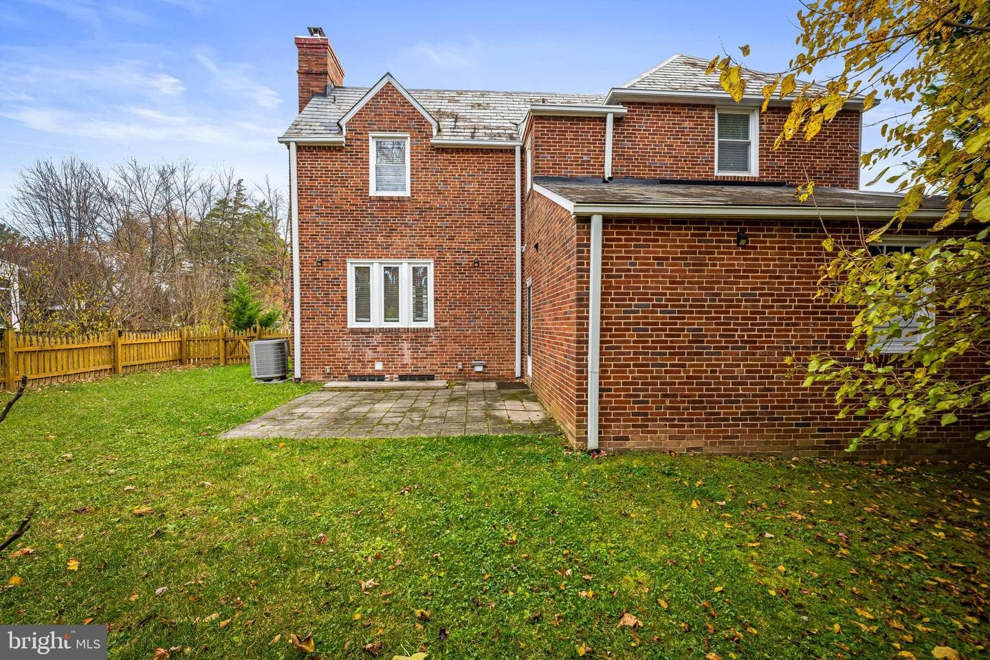 4500 Eastway photo 48