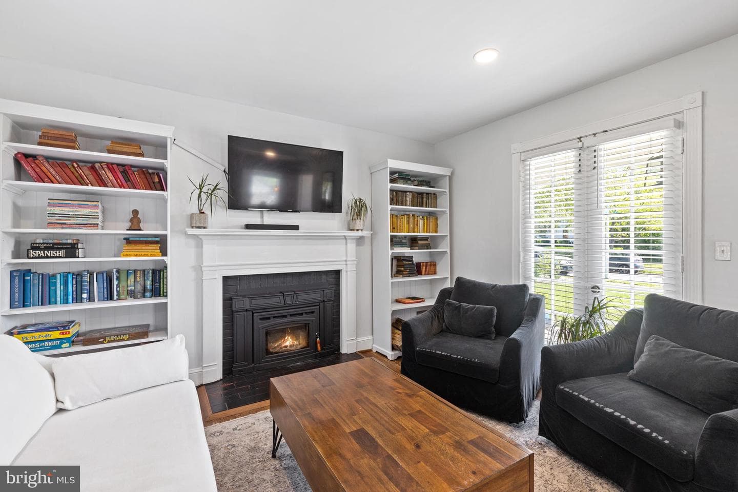4500 Eastway photo 7