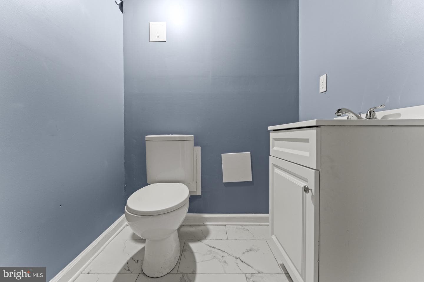 3693 Kenyon Avenue photo 26