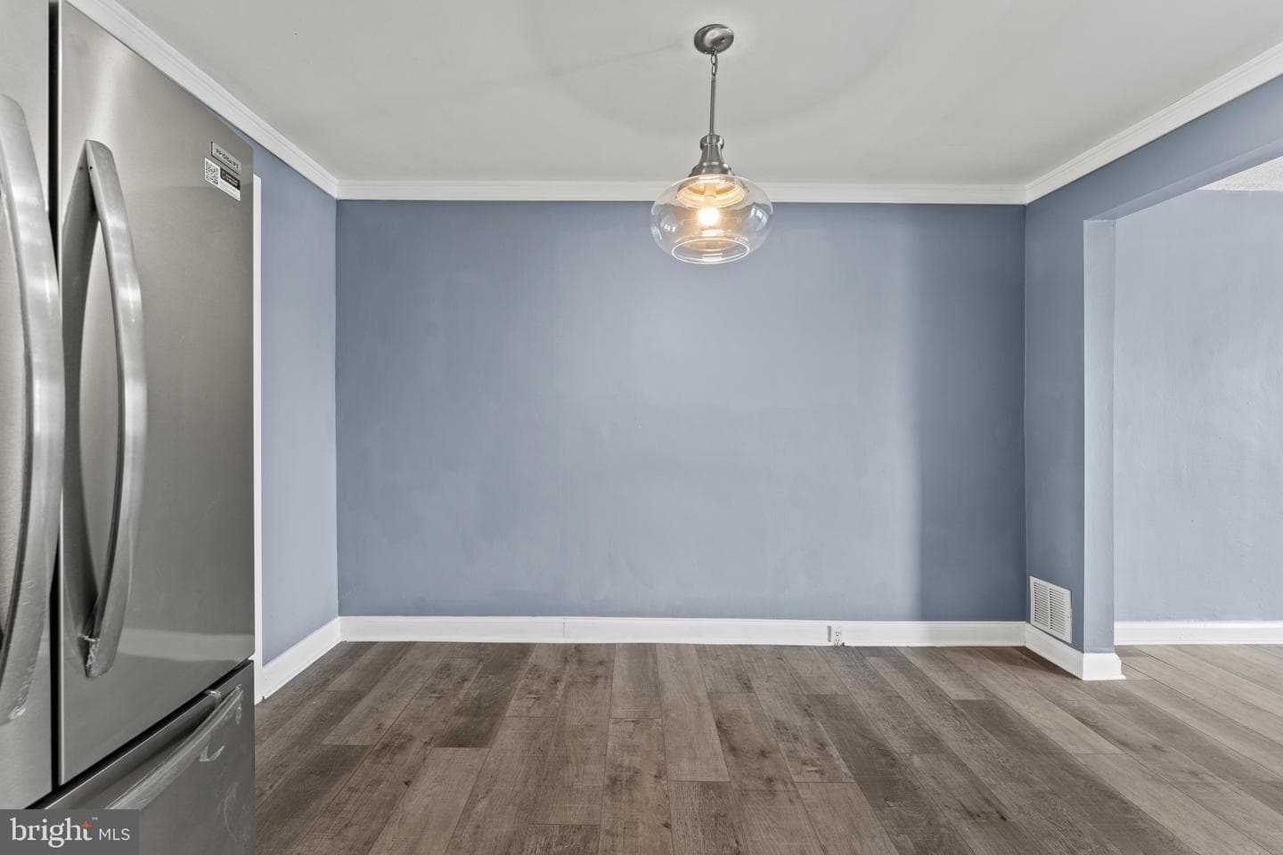 3693 Kenyon Avenue photo 9
