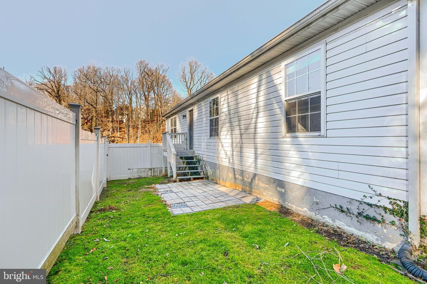 1927 Kelly Avenue photo 49