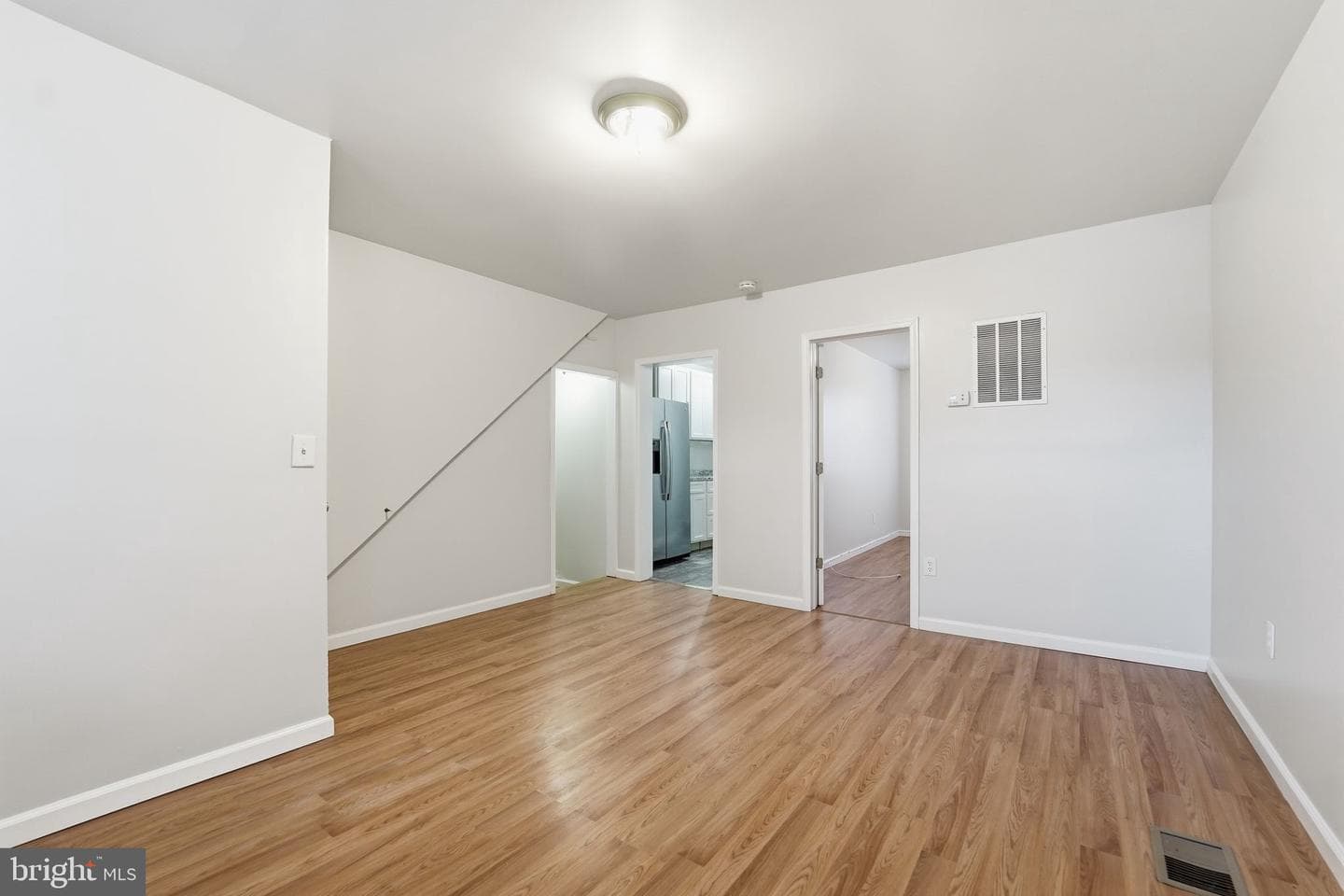 1310 N Ellwood Avenue photo 14