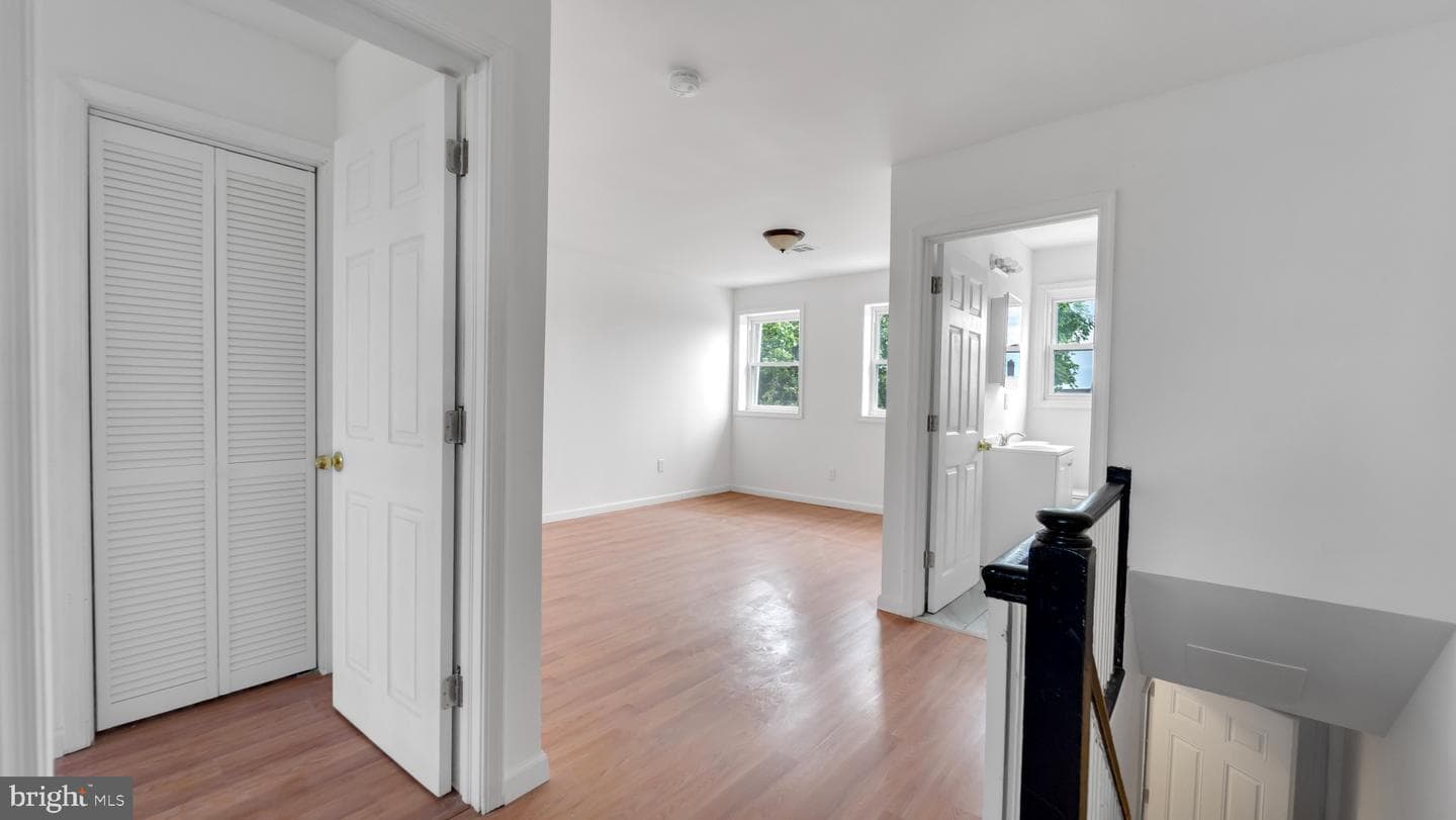 1310 N Ellwood Avenue photo 2