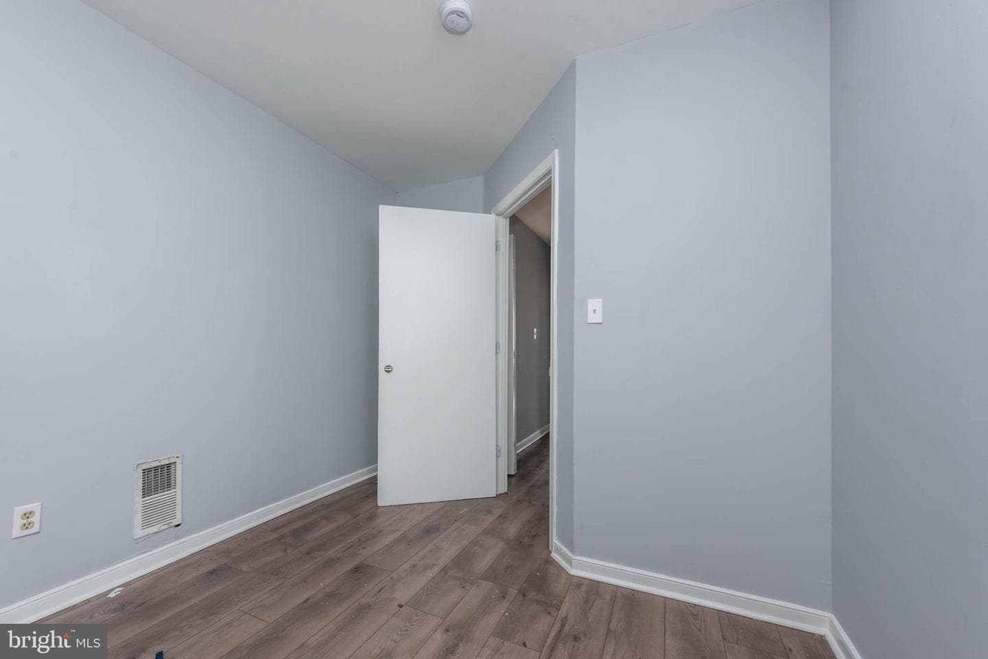 1618 N Monroe Street photo 12