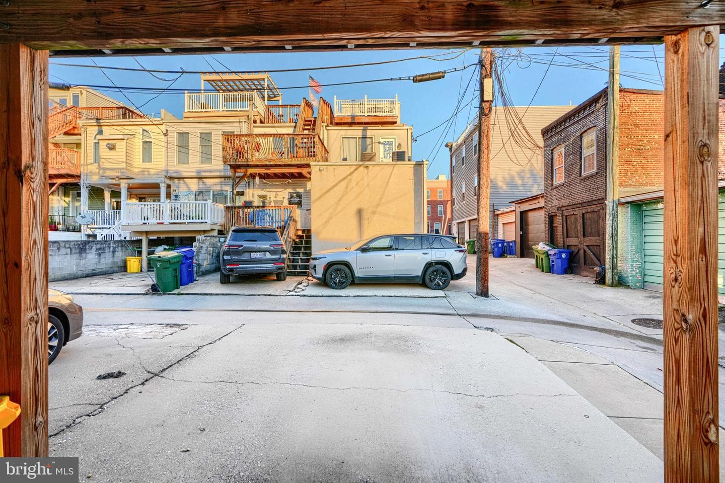 607 S Bouldin Street photo 30