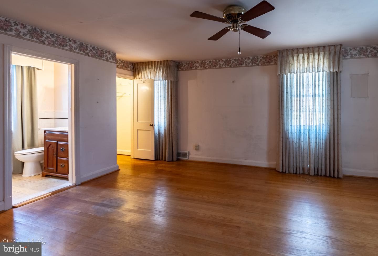 5510 N Charles Street photo 23