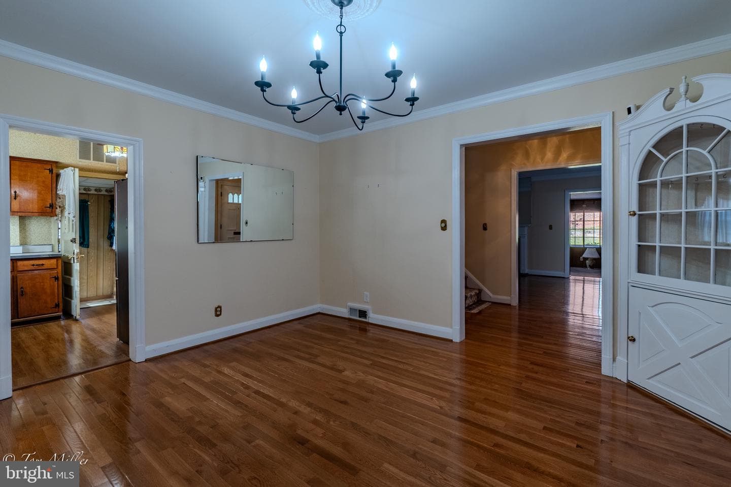 5510 N Charles Street photo 9