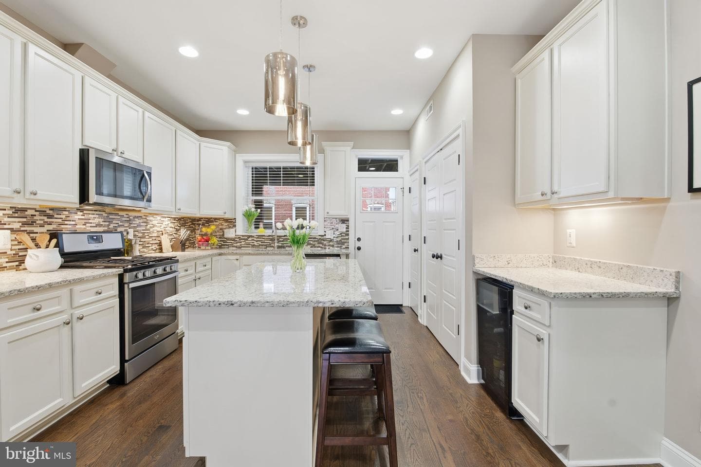 3903 Foster Avenue photo 14
