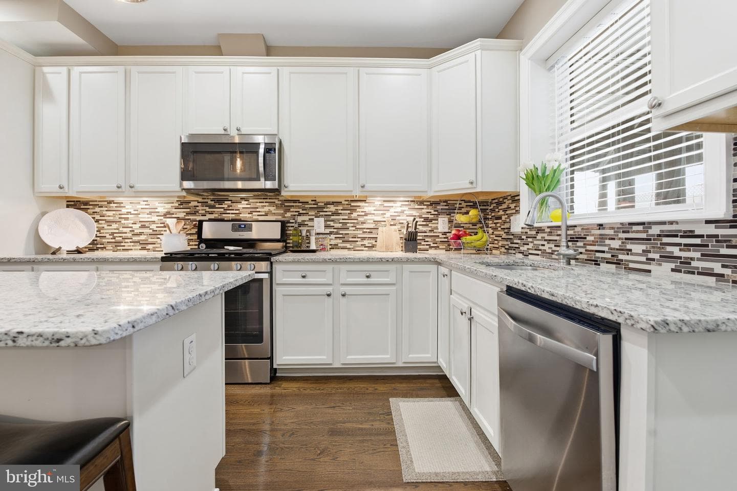3903 Foster Avenue photo 15