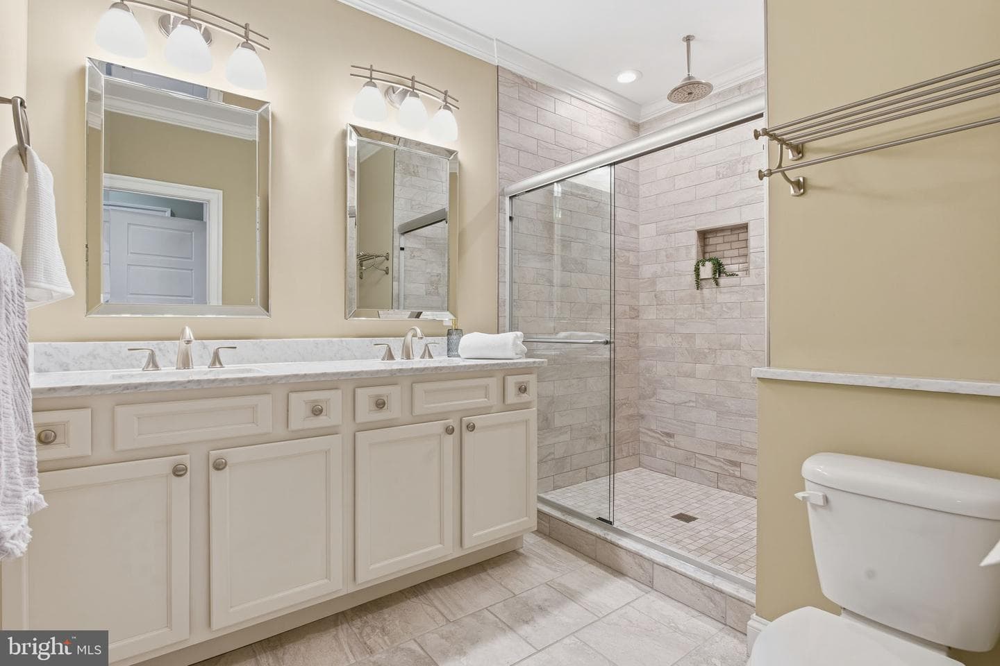 3903 Foster Avenue photo 29