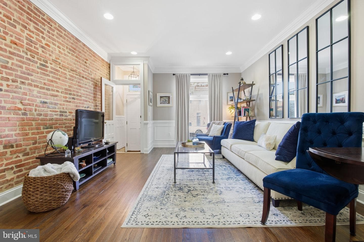 3903 Foster Avenue photo 5