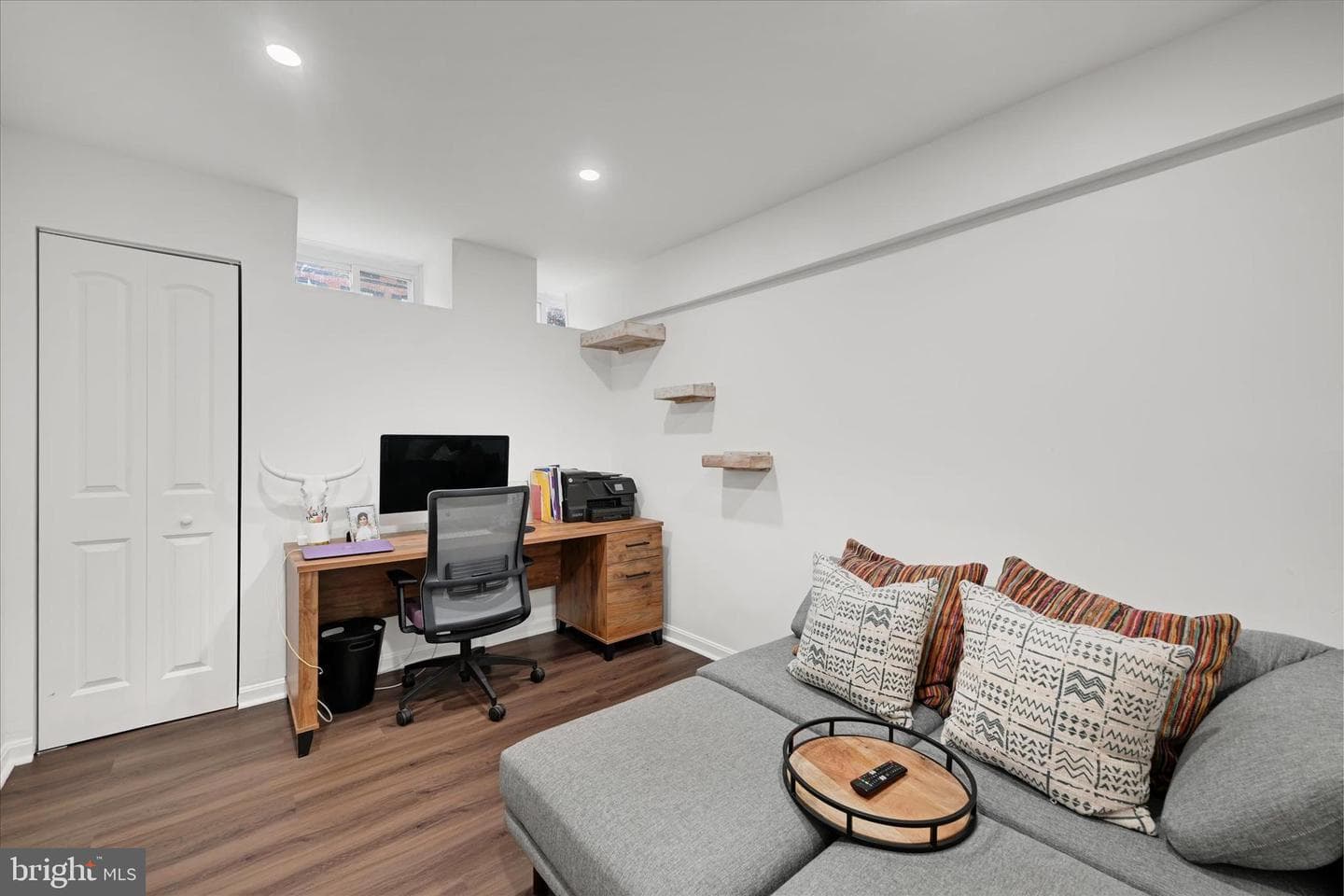 1436 Andre Street photo 22