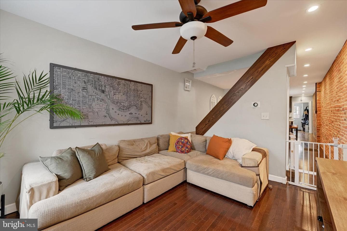 1436 Andre Street photo 4
