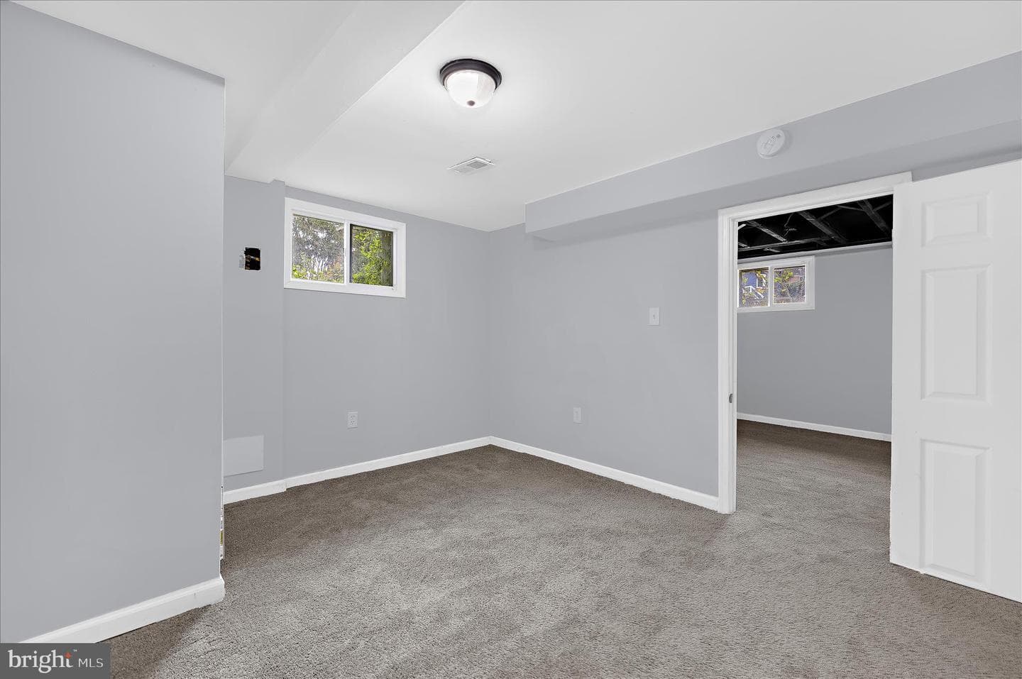 726 Highwood Dr photo 23