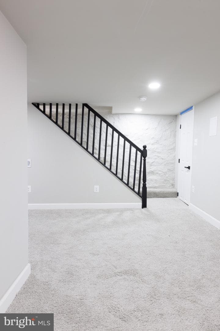 24 S Tremont Road photo 22