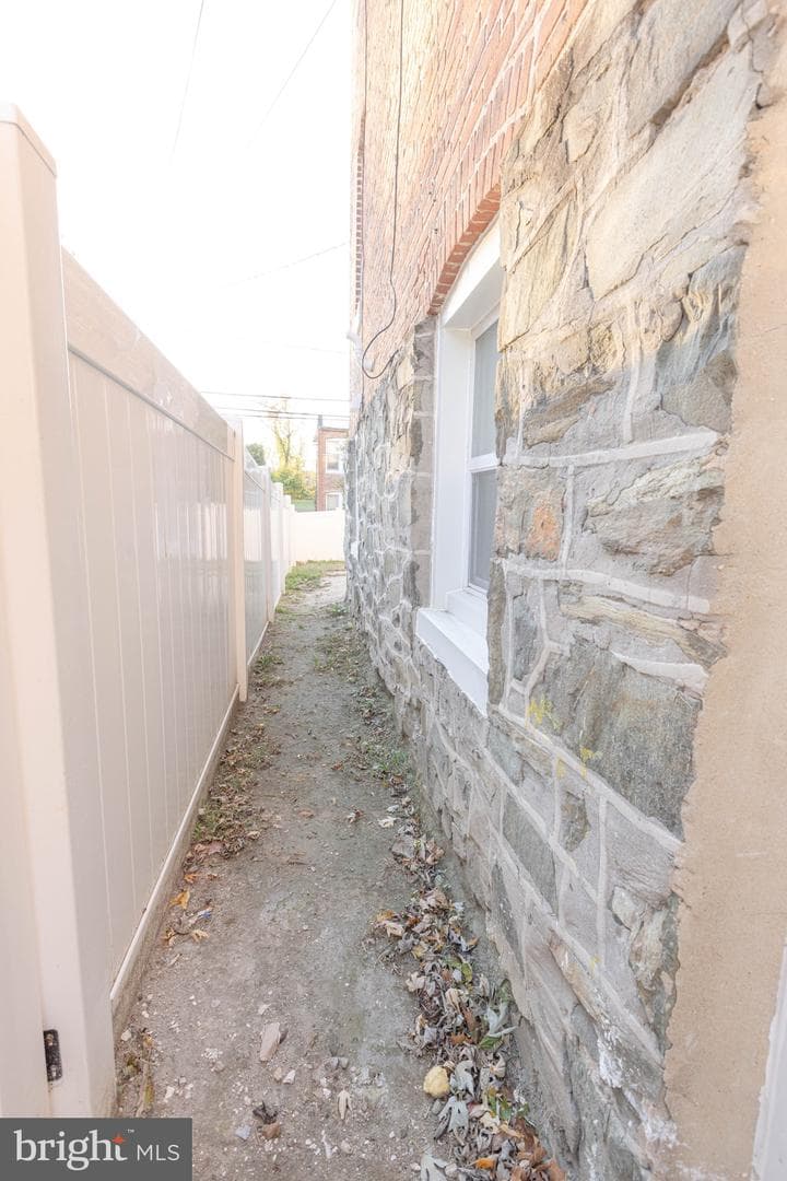 24 S Tremont Road photo 34