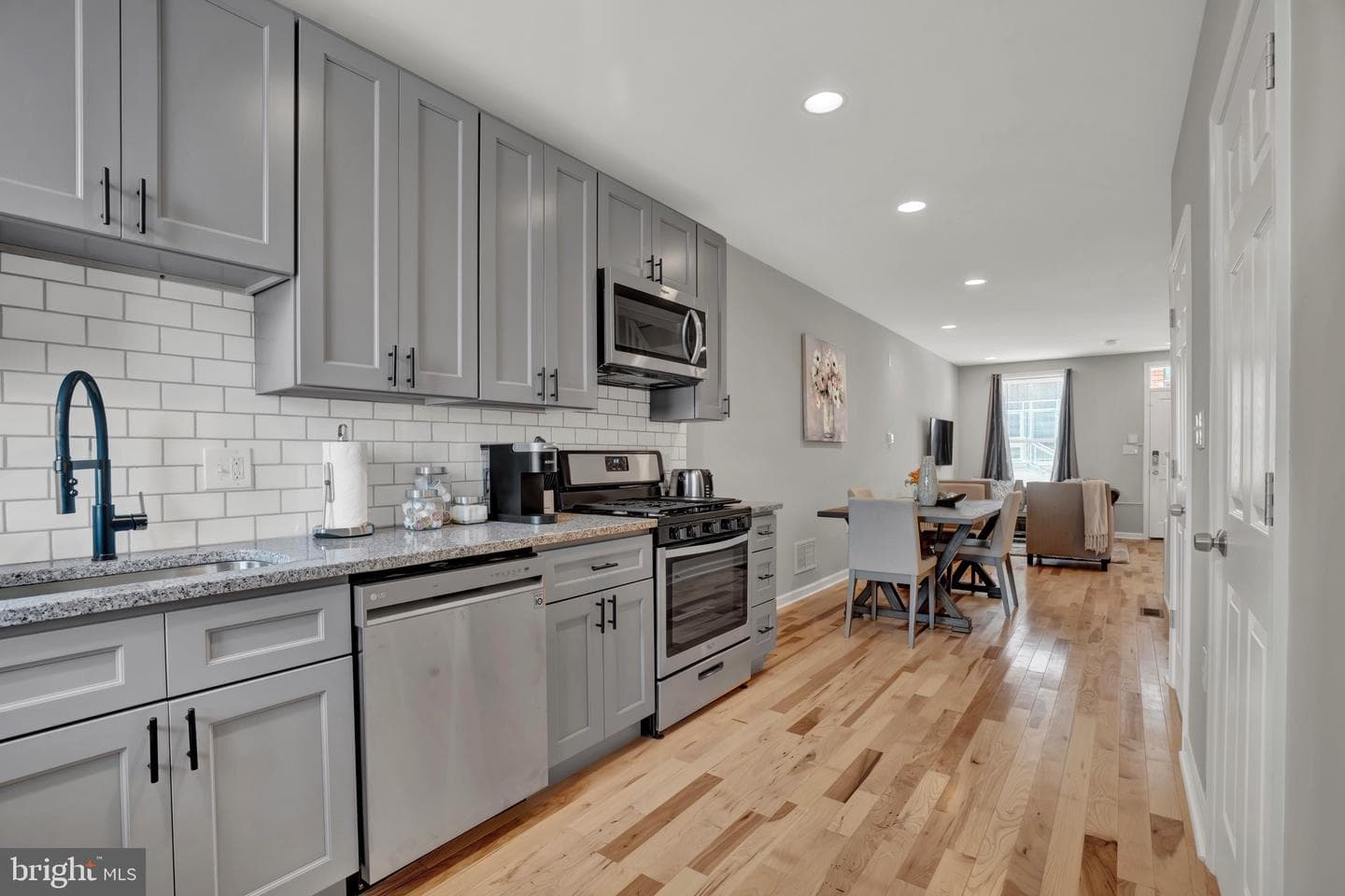 2111 E Chase Street photo 8