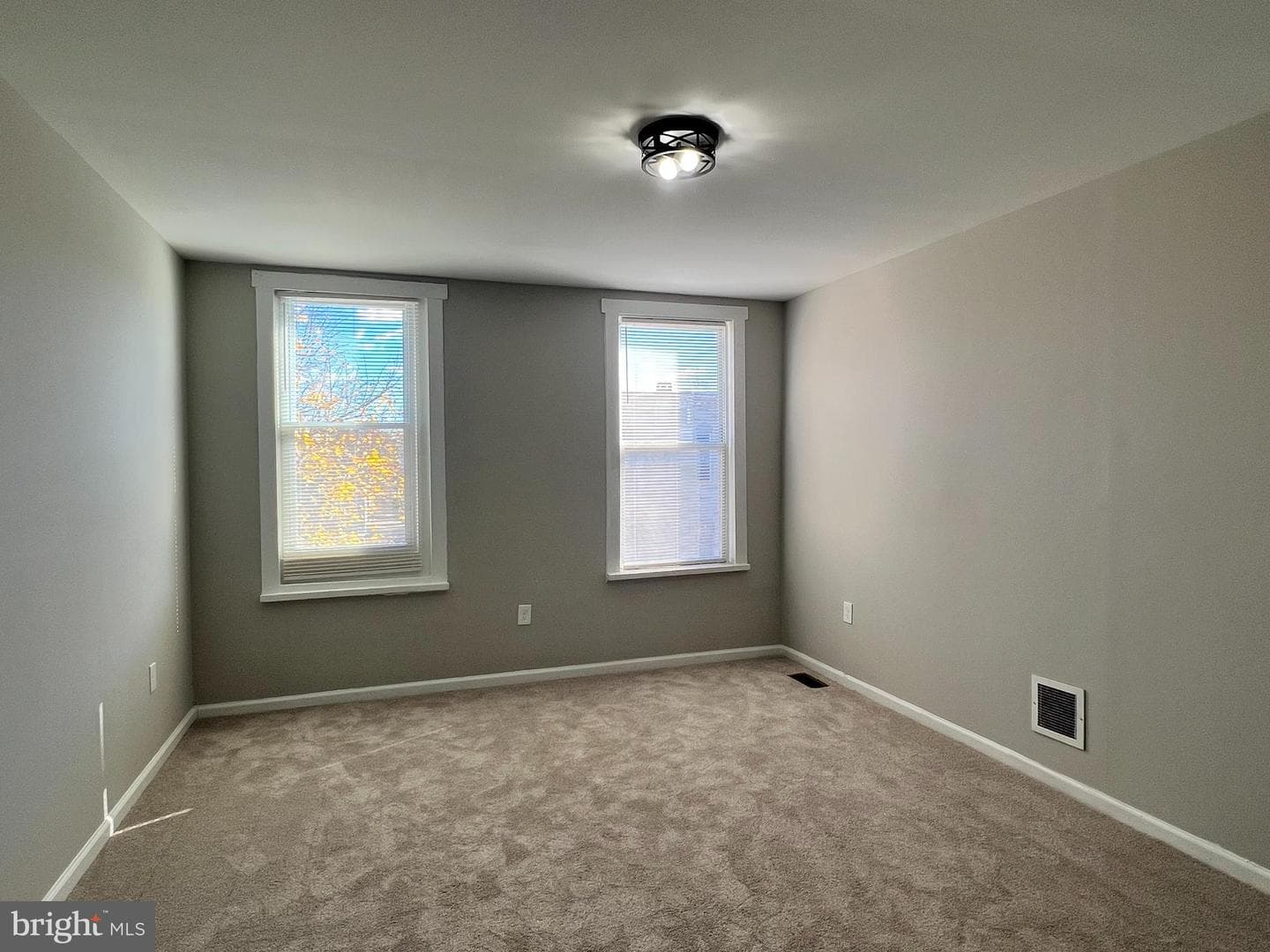 420 S Smallwood Street photo 11
