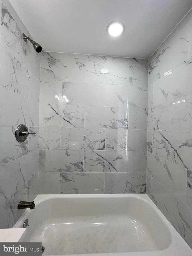 420 S Smallwood Street photo 16